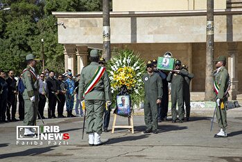 بازگشت پیکر خلبان قهرمان سوخو ۲۴ به میهن